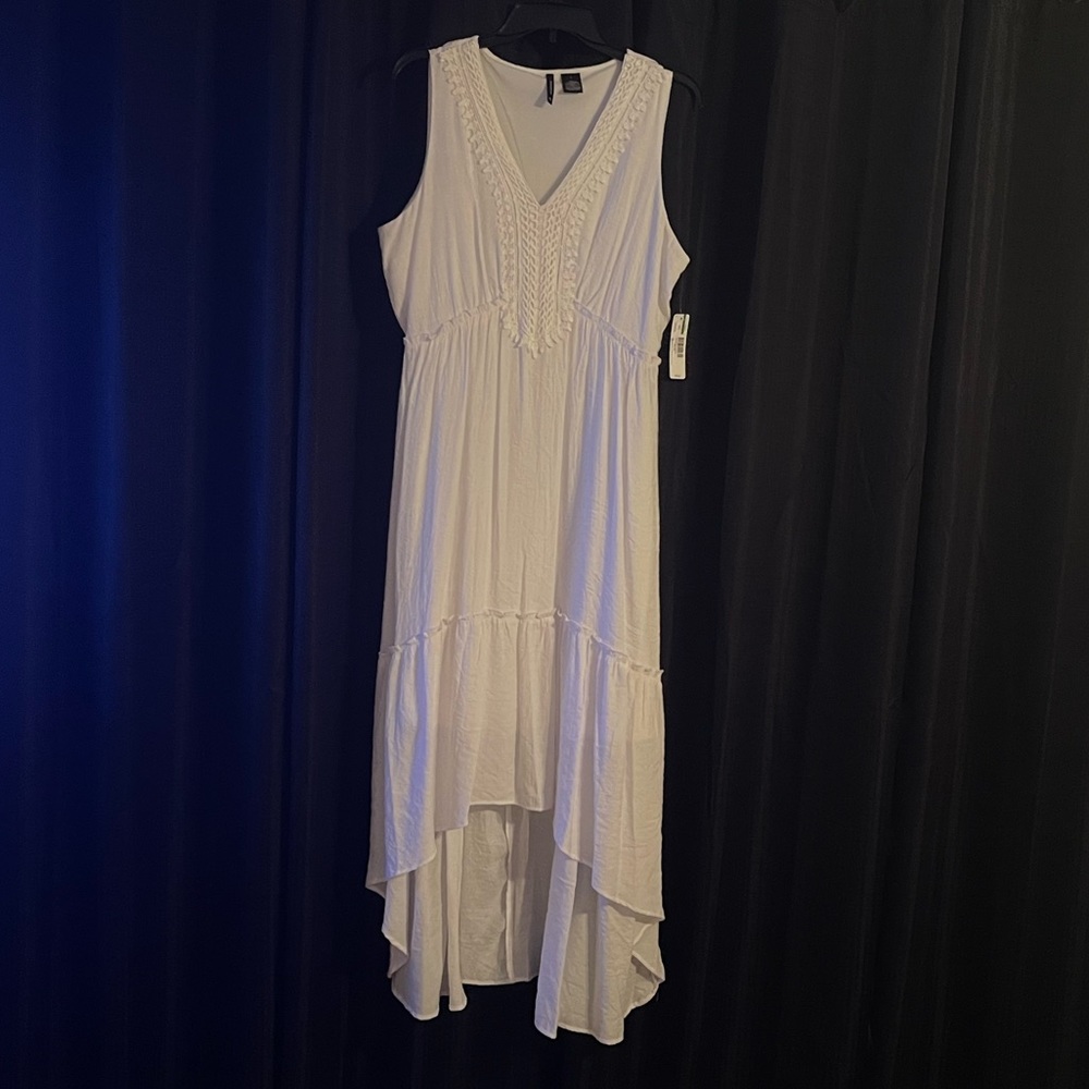 NWT Large New Directions White Flowing Beach Dress